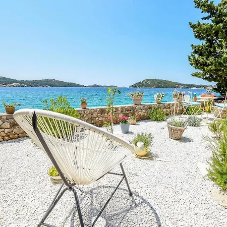 House Spirit Of The Sea *