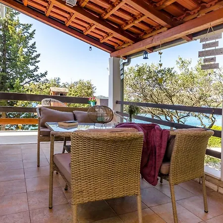 House Spirit Of The Sea Ferienhaus Ražanj