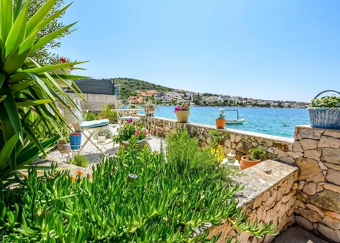 House Spirit Of The Sea בית נופש Ražanj